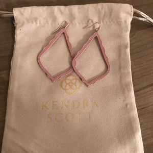Kendra Scott Sophee Matte Drop Earrings In Lilac